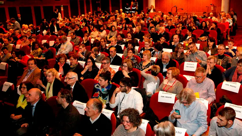 La platea monfalconese al Requiem in ricordo di Giulio Regeni (Bonaventura)