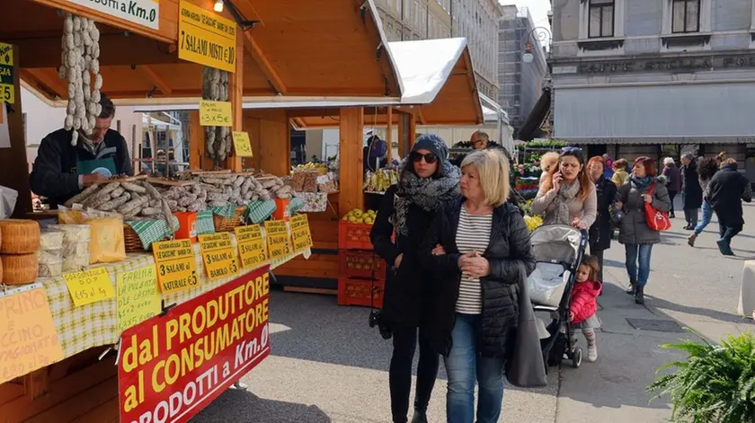 Foto Bruni 28.03.2018 Gazebi e Fiera Pasquale in S.Antonio