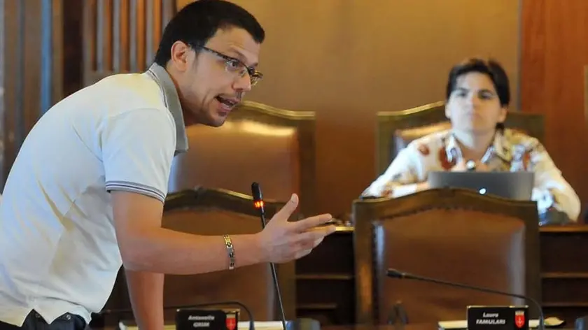 Foto BRUNI TRieste 25.07.12 Consiglio Comunale-seduta straordinaria-Consigliere Menis