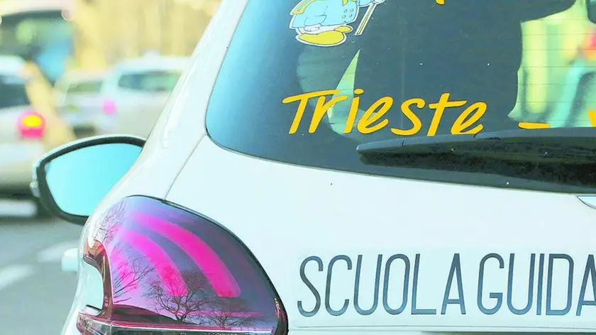 Lasorte Trieste 27/03/17 - Scuola Guida