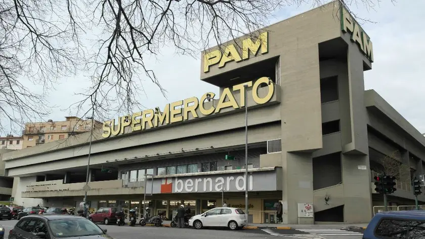 Il Pam di Campi Elisi