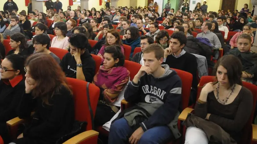 Bumbaca Gorizia 28.10.2008 Università via Alviano, assemblea studenti - Foto di Pierluigi Bumbaca