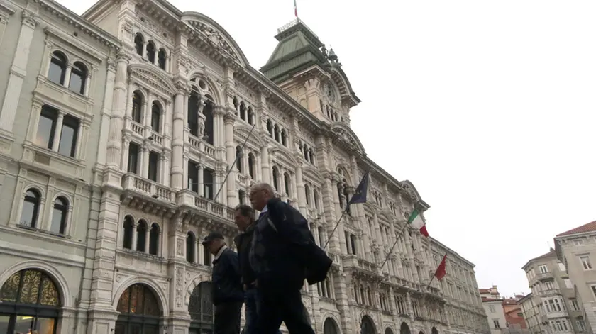 Lasorte Trieste 02/11/16 - Piazza Unità, Municipio