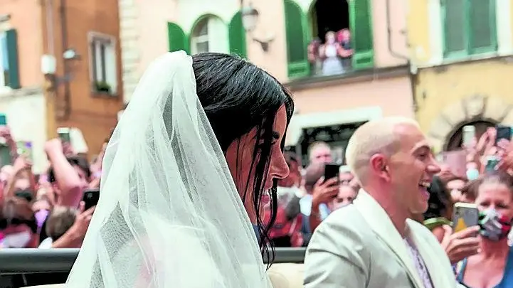 Il matrimonio di Federico Bernardeschi e Veronica Ciardi presso il Duomo di Sant’Andrea, Carrara, 13 luglio 2021. ANSA/RICCARDO DALLE LUCHE