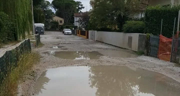 Via Brigata Toscana allagata