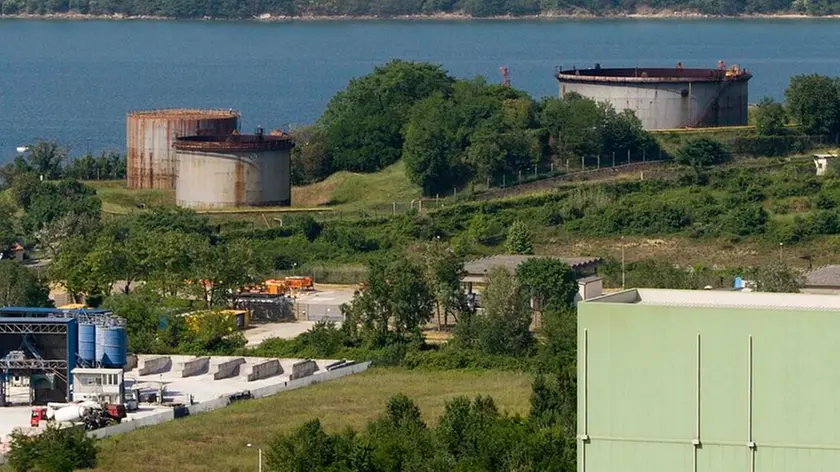 Silvano Trieste 19/05/2015 EZIT, le zone da bonificare presso la strada delle saline