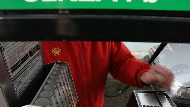 sterle trieste le primew cariche di benzina agevolata code ai benzinai