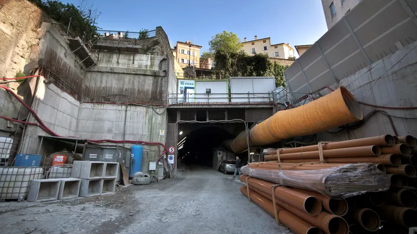 L'area del cantiere di via del Teatro Romano