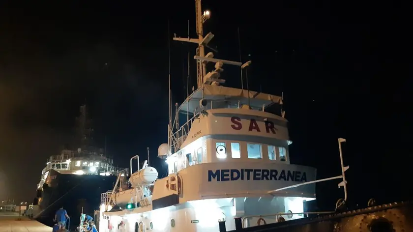 La nave Mare Jonio della Ong Mediterranea Saving Humans al centro dell’inchiesta aperta dalla Procura di Ragusa