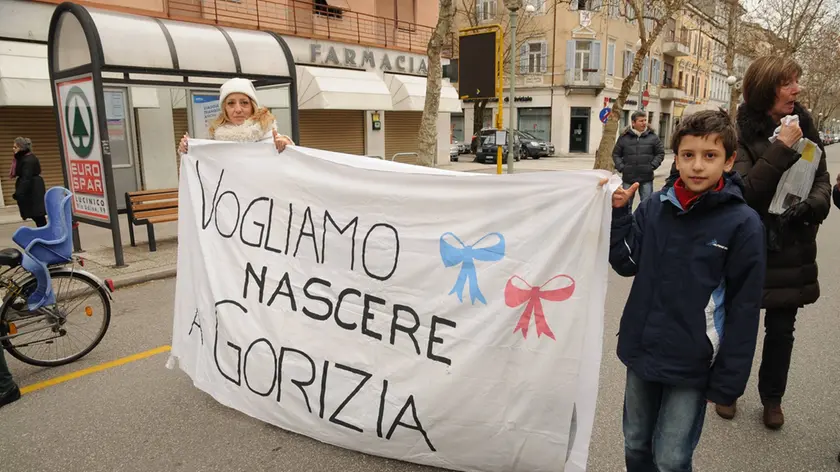 Una recente manifestazione a difesa del punto nascita di Gorizia