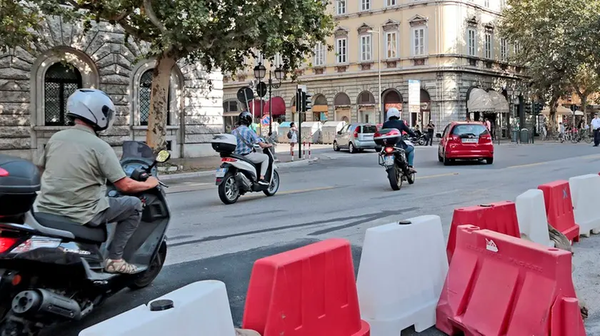 Silvano Trieste 2018-08-30 Via Carducci angolo via Milano, viabilita' variata