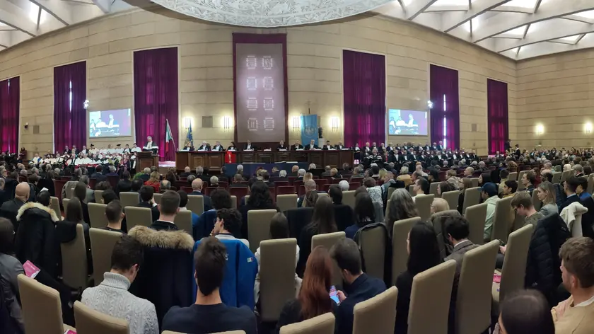 Una panoramica dell'aula magna dell'Università di Trieste durante l'inaugurazione dell'anno accademico (Lasorte)