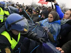 Scontri tra forze dell'ordine e manifestanti