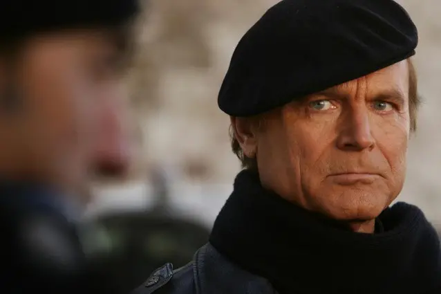 Terence Hill nei panni di don Matteo