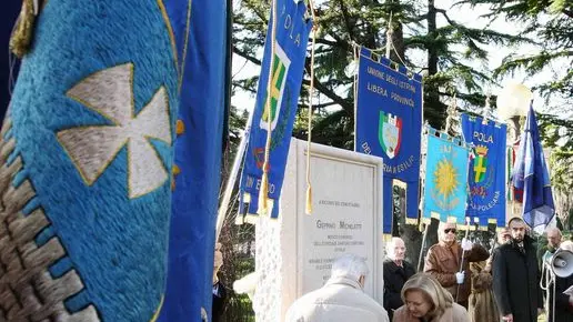 sterle trieste 09 02 09 cerimonia della comunità istriana in piazzale rosmini