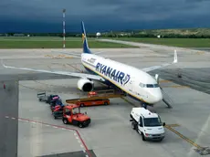 Un aeromobile Ryanair sul piazzale di Ronchi dei Legionari