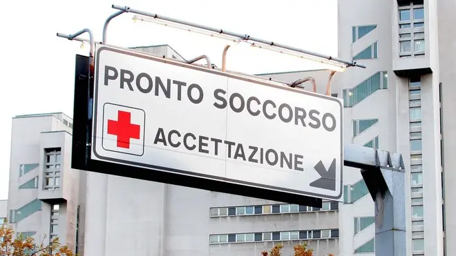 Lasorte Trieste 24 11 04 - Ospedale Cattinara - Ingresso Pronto Soccorso