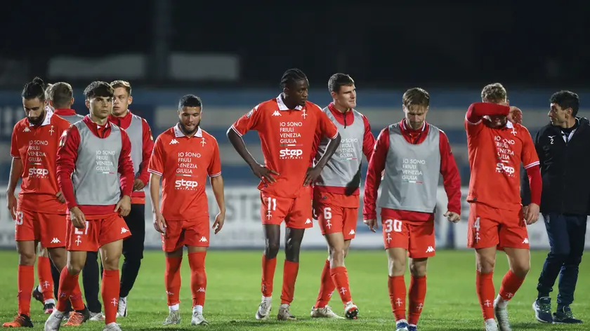 La Triestina dopo il match contro la Pro Patria (Mariani/Lasorte)