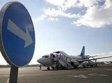 Un aeromobile dell’Adria Airways fermo all’aeroporto Jože Pucnik di Brnik (Lubiana) (Rtvslo.si)