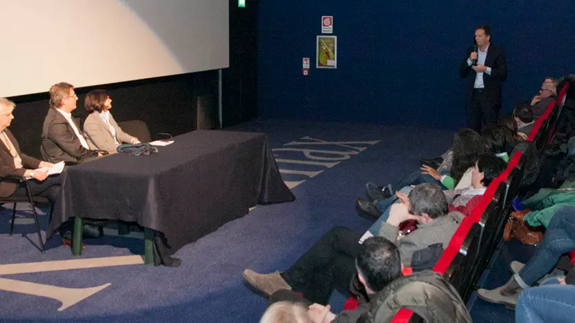 L’incontro al Kinemax e il momento dell’intervento dell’imprenditore Vescovini (Bonaventura)
