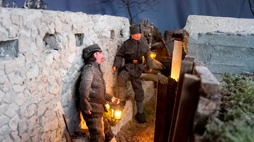 Bonaventura Monfalcone-03.01.2015 Babbo Natale nell'orvercraft e presepe dedicato alla Grande Guerra-Ronchi dei Legionari-foto di Katia Bonaventura