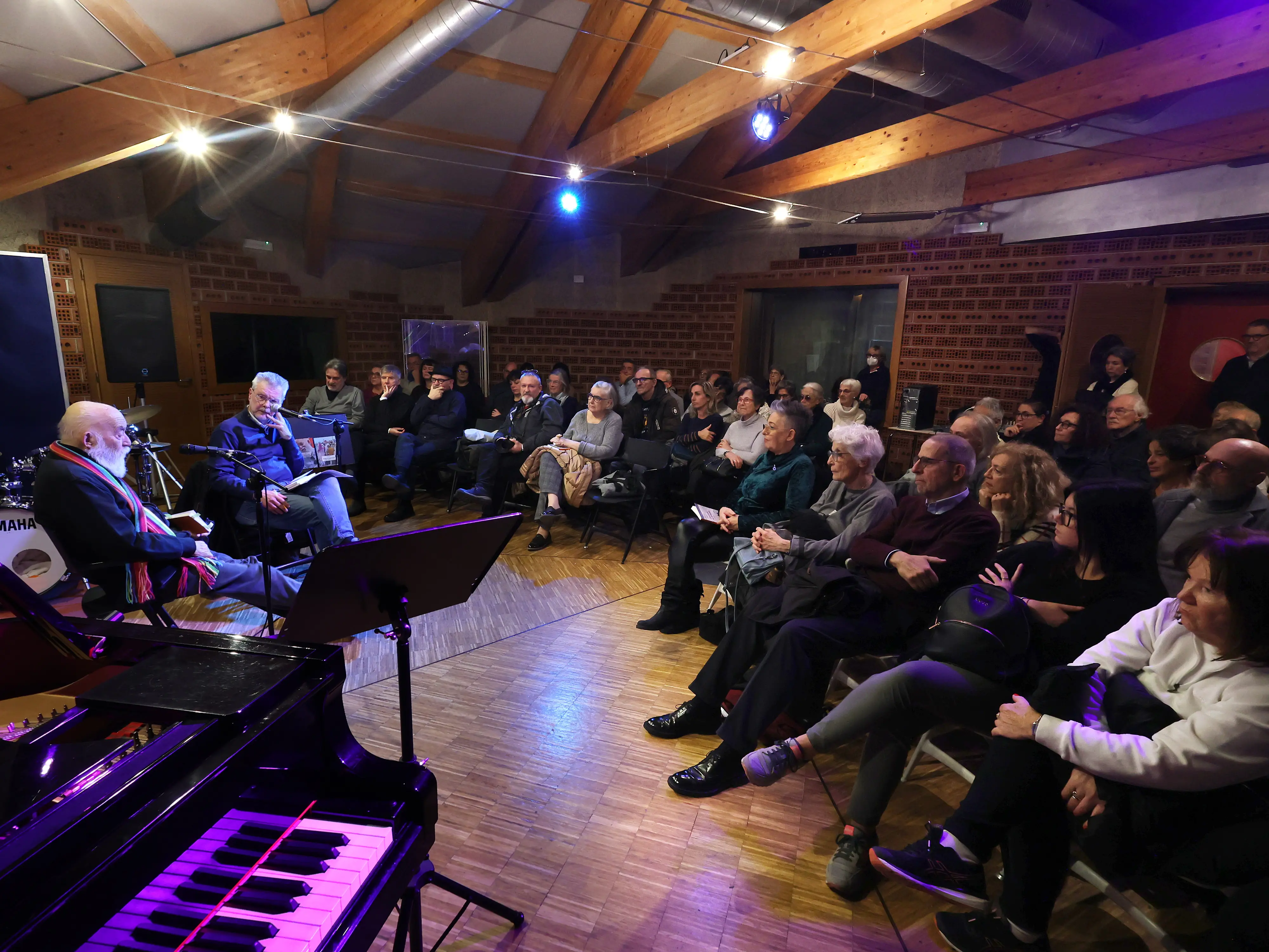 Lasorte Trieste 14/12/23 - Via dei Capitelli, Scuola di Musica 55, Presentazione Libro di Don Mario Vatta