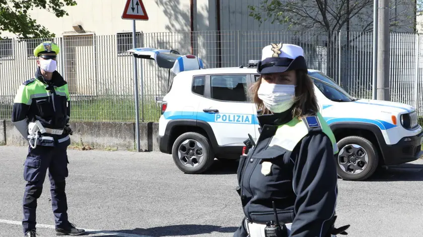 Bumbaca Gorizia 15.04.2020 Controlli vigili urbani © Foto Pierluigi Bumbaca