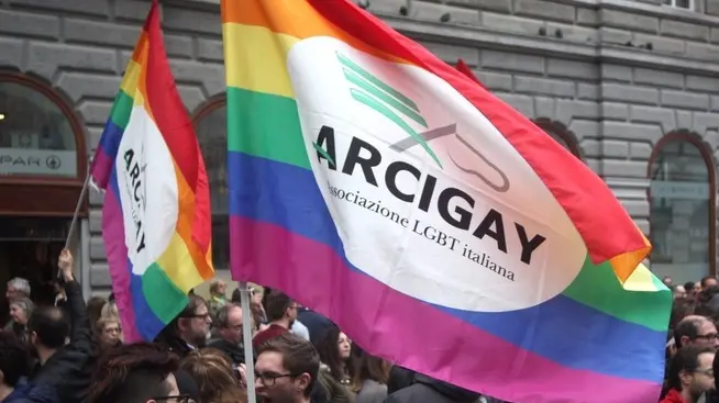 Lasorte Trieste 09/04/16 - Piazza S.Giovanni, Manifestazione contro Omofobia, Baci