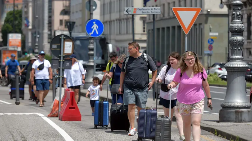 Turisti a Trieste (Francesco Bruni)