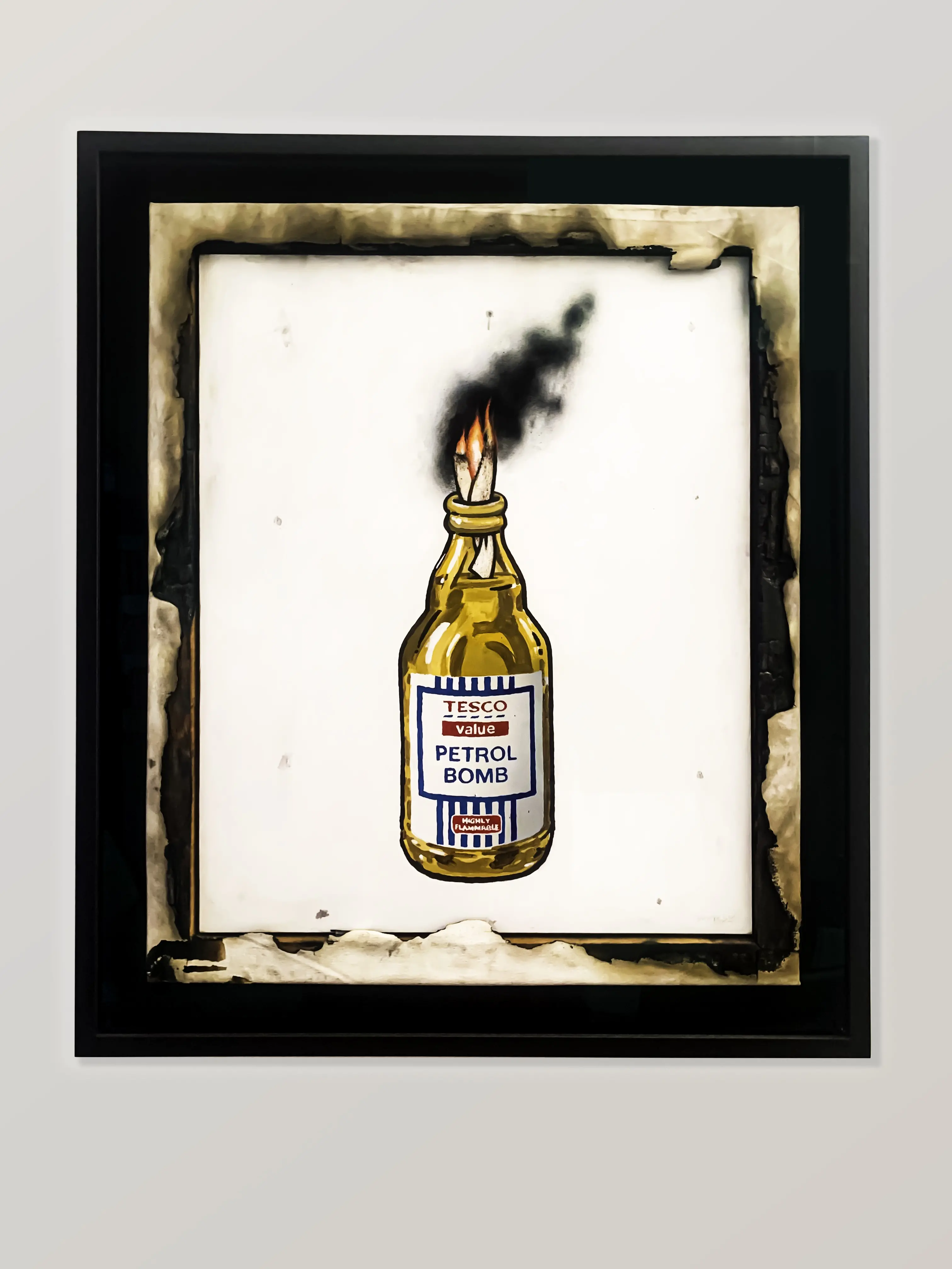 A Trieste il Salone degli Incanti, in Riva Nazario 1, si prepara ad accogliere una mostra non autorizzata di Banksy, “The Great Communicator (Unauthorized exhibition)”, che sarà visitabile dal 25 novembre al 10 aprile 2023. La mostra, curata da Gianni Mercurio, raccoglie una sessantina di opere, tra illustrazioni, video e oggetti dell'artista, la cui identità rimane sconosciuta. Ecco una carrellata delle sue opere