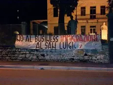 Lo striscione di CasaPound al San Luigi