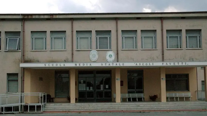 Bumbaca Gorizia Scuola Favetti via Mascagni