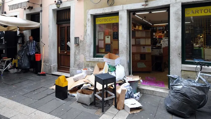 Foto Bruni 15.10.14 Maltempo con allagamenti notturni:città vecchia,il ghetto e d'intorni piazza Unità