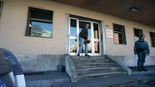 sterle trieste 24 01 08 ferriera di servola operai cambio turno