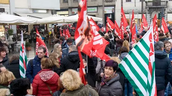 Silvano Trieste 21/12/2013 Piazza Goldoni, presidio lavoratori delle Coop