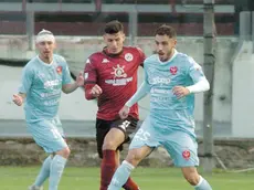 Guido Gomez autore della prima rete su corner di Petrella. Per il bomber terzo gol stagionale