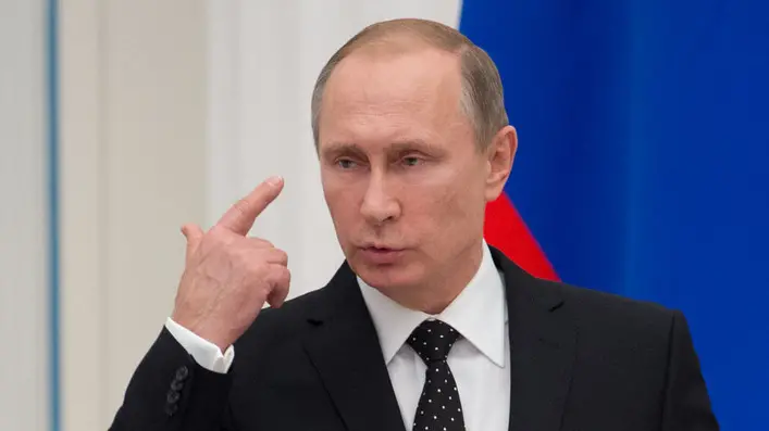 (151126) -- MOSCOW, Nov. 26, 2015 (Xinhua) -- Russian President Vladimir Putin speaks during a joint press conference with his French counterpart Francois Hollande (not in the picture) after their meeting in Kremlin, Moscow, Russia, on Nov. 26, 2015. (Xinhua/Dai Tianfang)