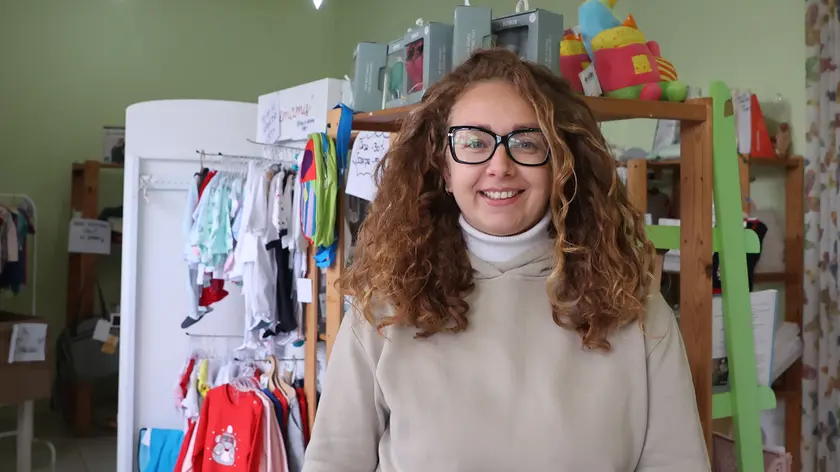 La titolare del negozio "Professione mamma" Chiara Iesu. Foto di Andrea Lasorte