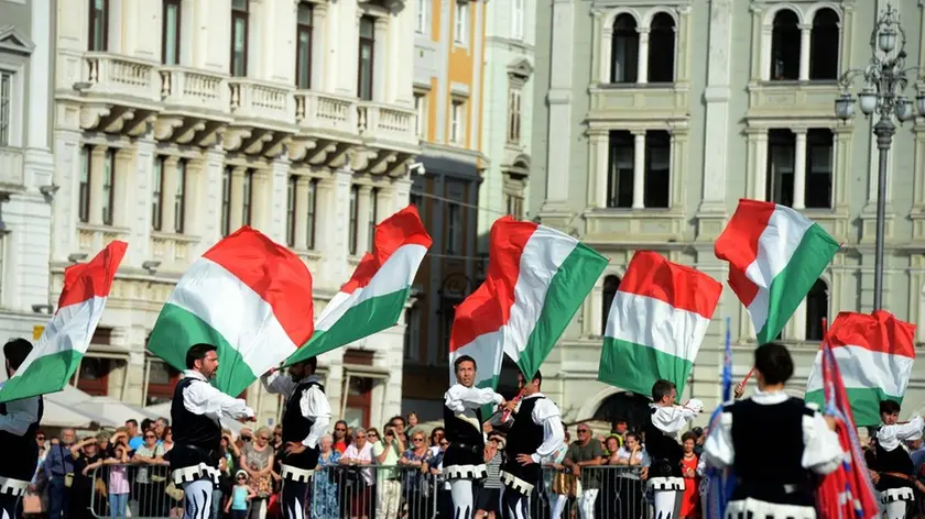 Foto BRUNI 02.06.17 P.zza Unità:festa della Repubblica-le esibizioni pomeridiane