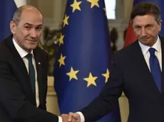 Janez Janša (a sinistra) con Borut Pahor Foto da rtvslo.si