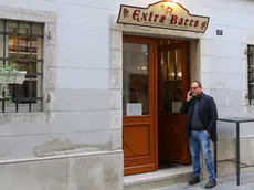 Lasorte Trieste 15/11/19 - Ristorante Extra Baccoe Motore di Aspirazione sul Tetto