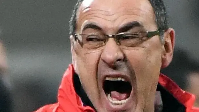 Napoli's head coach Maurizio Sarri reacts at the end of the Serie A soccer match between AC Milan and Napoli at the Giuseppe Meazza stadium in Milan, Italy 21 January 2017. Ansa/Daniel Dal Zennaro