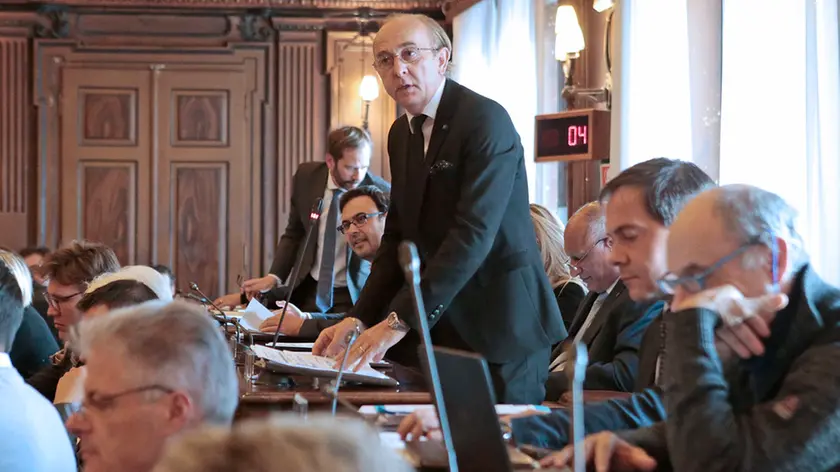 Silvano Trieste 2019-04-15 Consiglio Comunale, e mozione di Rescigno per lo slittamento in altra data per la votazione sul nuovo Presidente