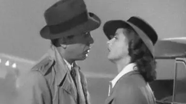 Un'immagine del film Casablanca