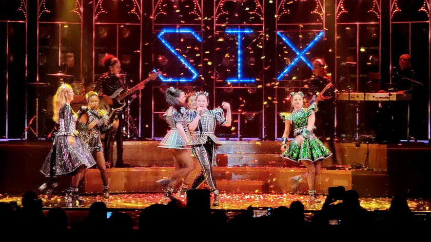 Lo spettacolo Six al Teatro Rossetti Foto Lasorte