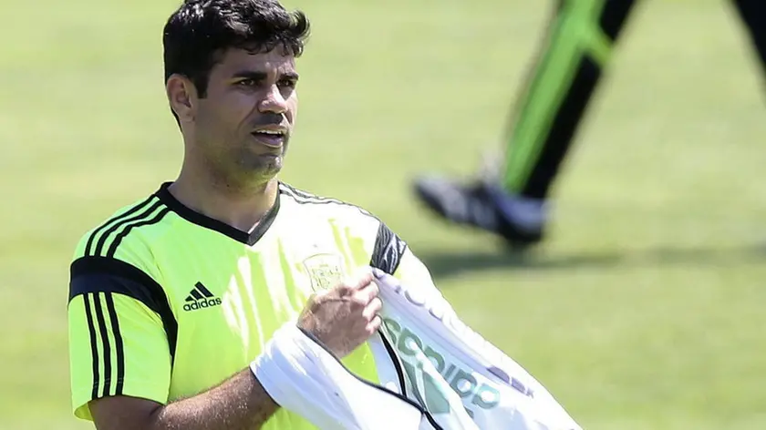 Spanish soccer national team's striker Diego Costa participates in Spain's training session at Soccer City sports complex in Madrid, central Spain, 02 June 2014. Spanish squad will travel later on the day to Washington DC (US) as part as their preparation for upcoming FIFA World Cup in Brazil. EFE/Ballesteros