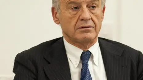 Il ministro dell'Ambiente Corrado Clini incontra i rappresentanti degli armatori italiani ed europei, oggi 26 gennaio 2012 a Roma. ANSA/ GUIDO MONTANI