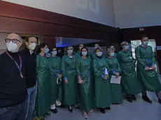 Il personale del Vaccino Day in Fvg con Fedriga e Riccardi