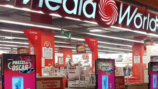 Lasorte Trieste 03/03/18 - Centro Commerciale Torri d'Europa, Manifestazione Lavoratori Mediaworld