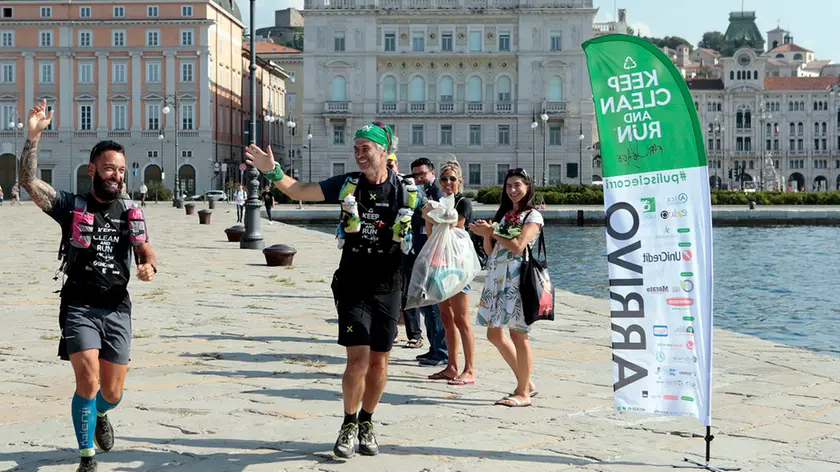 Silvano Trieste 2020-09-10 Da Cortina a Trieste passando per la Slovenia è il percorso della sesta edizione di "Keep Clean and Run", con Roberto Cavallo, accompagnato dal coach, il triatleta Roberto Menicucci.